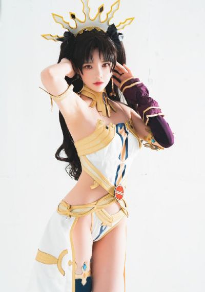 欧美老妇肥婬_720神马影院手机在线