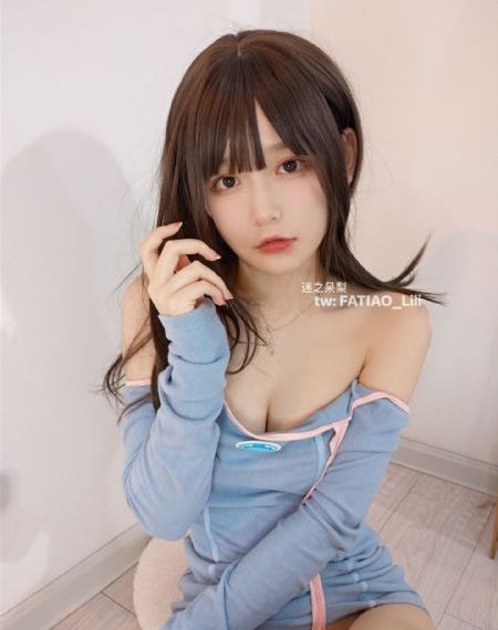 精品一区二卡三卡四卡分类_未删减完整版