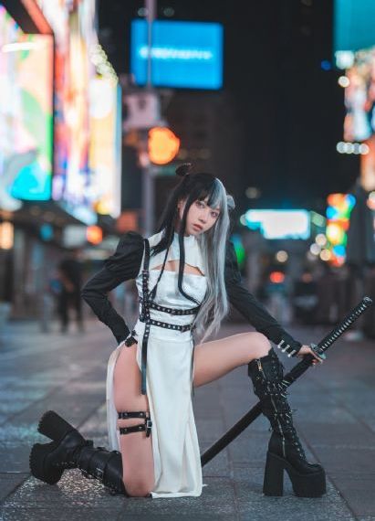 伊人超碰在线_4K天堂在线