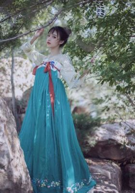 户外调教骚护士_HD高清免费观看