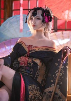 日韩欧美一二三_国产剧迅雷电影在线